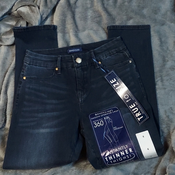 Nwt Blue Smooth Operator Bandolino Crop Jean 4 - Picture 1 of 6